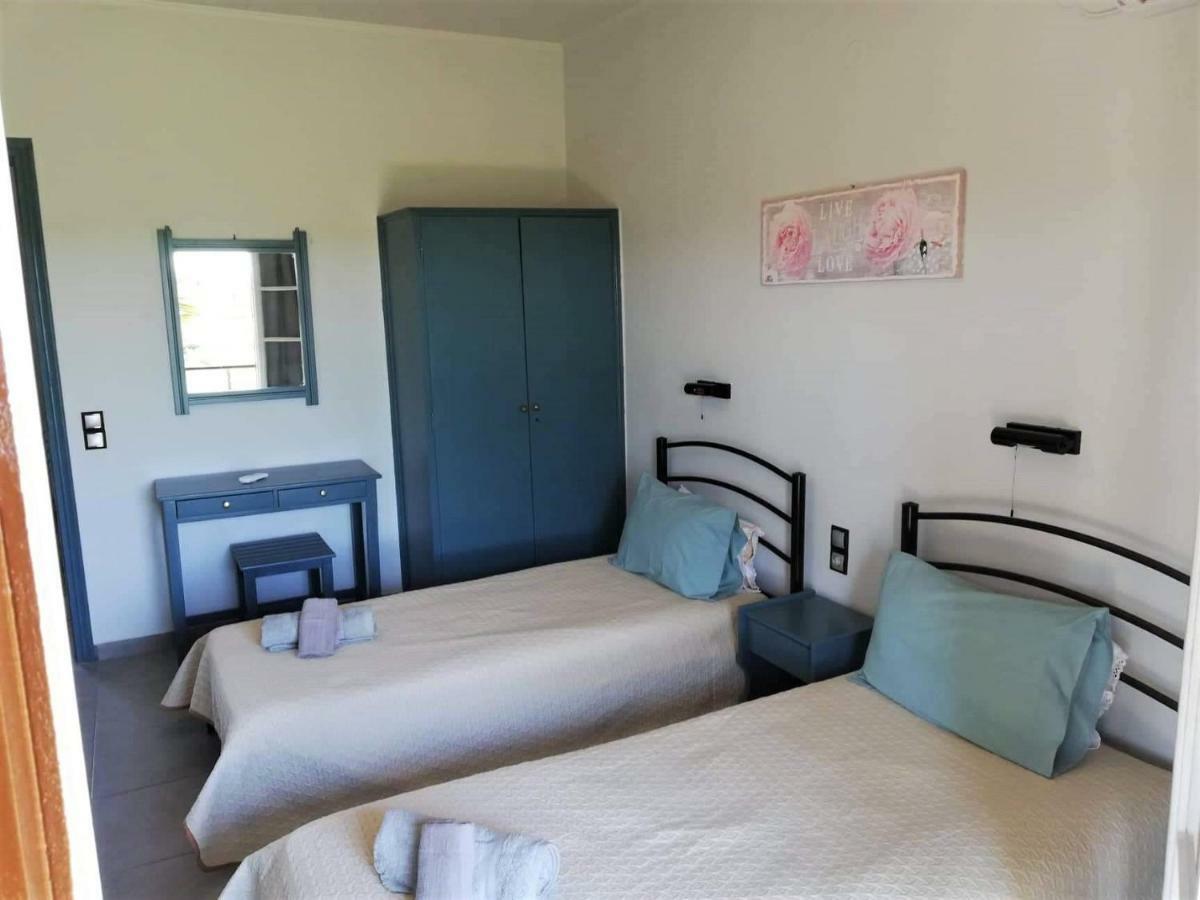 Issos Apartments Агиос-Георгиос Экстерьер фото